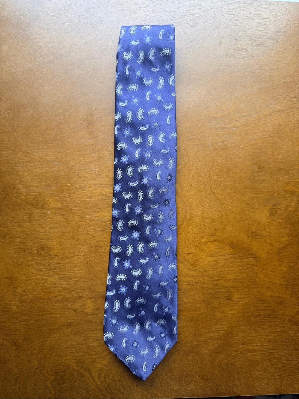 Brooks Brothers Pure Silk Navy Paisley Tie